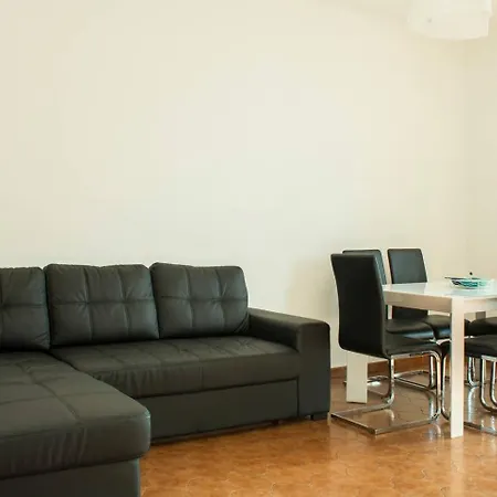 Wonderful On Lakeside