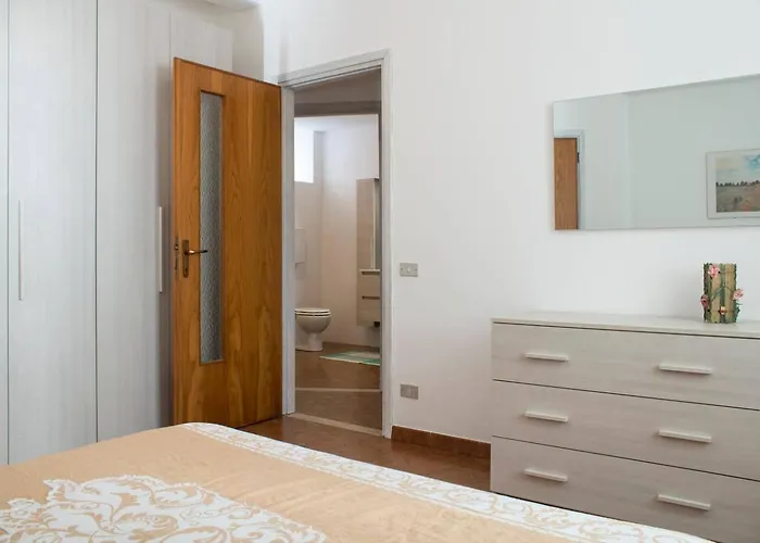 Wonderful On Lakeside Colonno