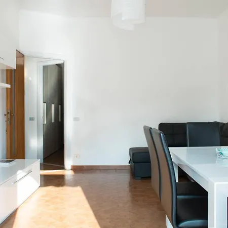 Wonderful On Lakeside